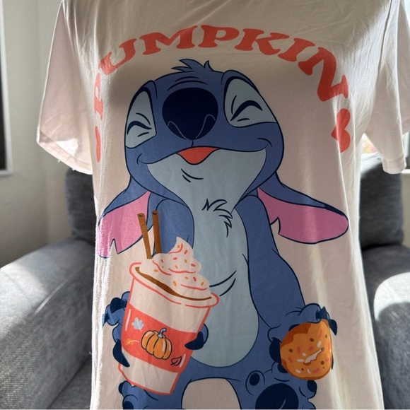 NWT Pumpkin Spice Graphic With Stitch Character T-Shirt - Picture 2 of 6